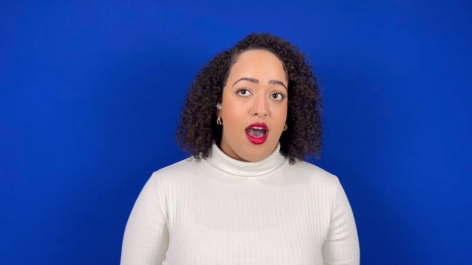 Singing Clip- Avani Hamilton